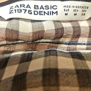 Woman's tank top. Zara. Size medium dark blue and white with dark blue sequins